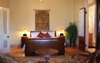 Classique Bed and Breakfast Classique Bed and Breakfast