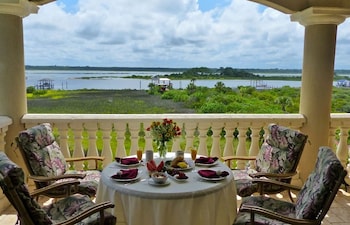Pearl of the Sea Luxury Bed & Breakfast Pearl of the Sea Luxury Bed & Breakfast