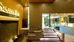 Seven Zea Chic Hotel