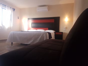 Basic Room, 2 Double Beds