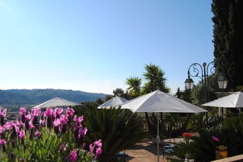 tarifs reservation hotels L'Orangeraie de la Baronne