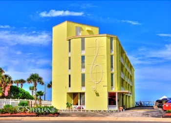 Symphony Beach Club Symphony Beach Club
