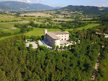 Castello di Baccaresca Castello di Baccaresca