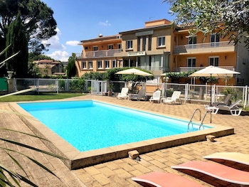 tarifs reservation hotels Hotel Le Clément V