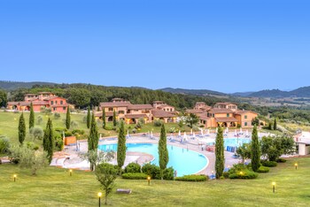 Pian Dei Mucini Resort Le Ville Pian Dei Mucini Resort Le Ville