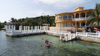 Waters Edge Guest House Waters Edge Guest House