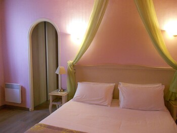 Hôtel Médieval Hôtel Médieval