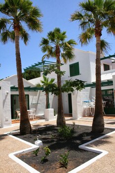 Apartamentos las Acacias Apartamentos las Acacias