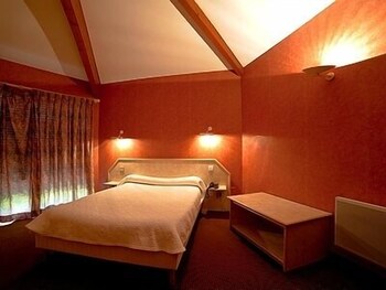 tarifs reservation hotels Hotel L'Enclos
