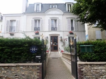tarifs reservation hotels Hôtel Marie-Louise
