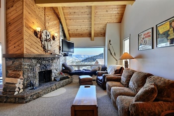 Beaverhead Condos at Big Sky Resort Beaverhead Condos at Big Sky Resort