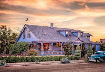 The Big Blue House - Tucson Boutique Inn The Big Blue House - Tucson Boutique Inn