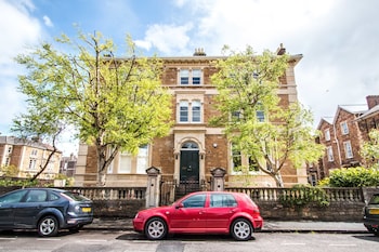 Your Stay Bristol Beaufort House Your Stay Bristol Beaufort House