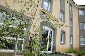 tarifs reservation hotels B&B Hôtel Aix en Provence Le Tholonet