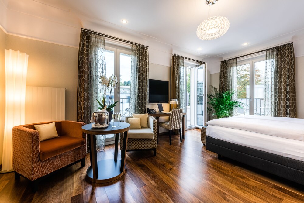 Penthouse By Art Deco Hotel Montana Lucerne At Inr 36454 Off