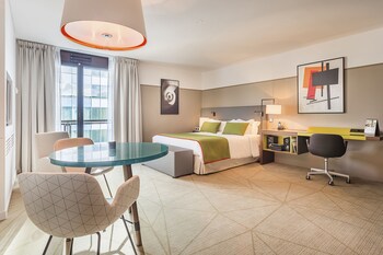Fraser Suites Harmonie Paris La Défense Fraser Suites Harmonie Paris La Défense
