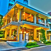 素坤逸路城堡公寓