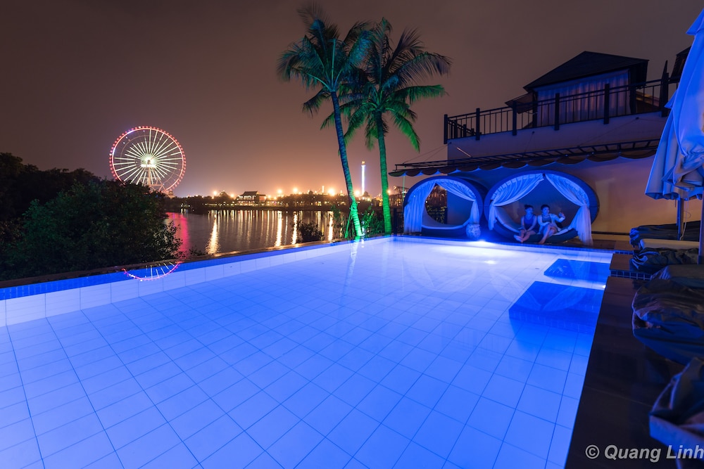 The Blossom Resort - Onsen & Foot Massage Inclusive