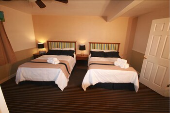 Fire Island Hotel in Ocean Bay Park, New York