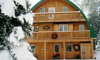 Moss Mountain Inn in Columbia Falls, Montana