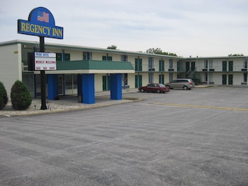 Regency Inn of Naperville in Naperville, Illinois