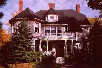 The Elmwood Heritage Inn The Elmwood Heritage Inn