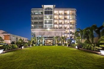 Vientiane Golden Sun Hotel & Spa Vientiane Golden Sun Hotel & Spa
