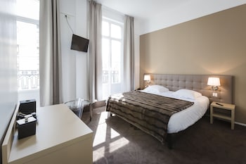 tarifs reservation hotels Hôtel Le Saint Louis