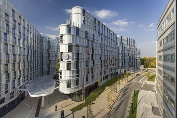 tarifs reservation hotels Pullman Paris Roissy CDG Airport