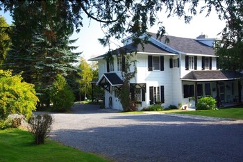 Auberge Les Sources Auberge Les Sources