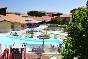 tarifs reservation hotels Village Vacances Le Junka