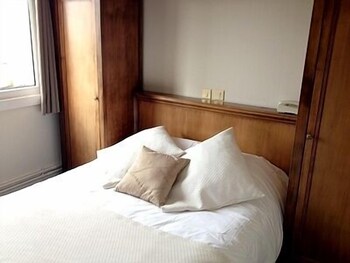 tarifs reservation hotels Le Prieuré