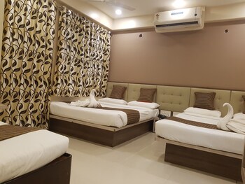 Deluxe Room (2 Beds)