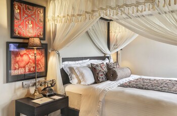 Apartament typu Suite, Łóżko king, taras, widok na basen