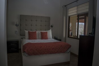 Family Suite 2 Tours