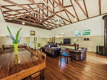 Tuck Inn Yarra Valley Tuck Inn Yarra Valley