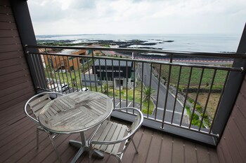 Deluxe Double Room, 1 Bedroom, Sea View, Beachfront