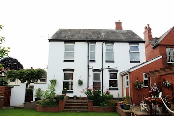 Family Double or Twin Room, Garden View