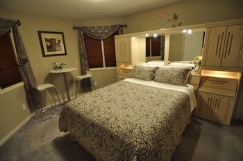 Cornerstone Bed and Breakfast Cornerstone Bed and Breakfast