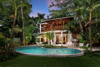 Idle Awhile Villas Idle Awhile Villas