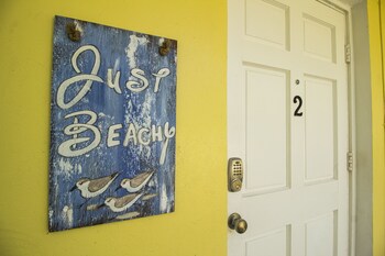 Beachy Vacation Rentals Beachy Vacation Rentals