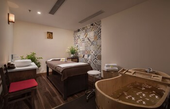 Deluxe Double or Twin Room, Balcony