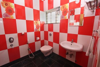 Standard Double or Twin Room, 1 Double Bed, Private Bathroom