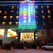 斯里白沙羅飯店