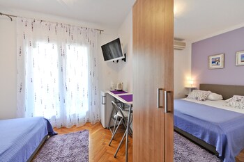 Apartments & Rooms Petra Apartments & Rooms Petra