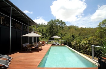 Phoenix Eumundi Bed & Breakfast Phoenix Eumundi Bed & Breakfast