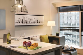 Apartament Studio, Łóżko king i sofa, aneks kuchenny