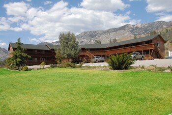 Corral Creek Lodge Corral Creek Lodge