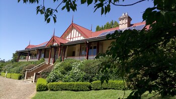 Bethany Manor Bed & Breakfast Bethany Manor Bed & Breakfast