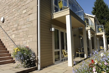 Craigmhor Lodge & Courtyard Craigmhor Lodge & Courtyard
